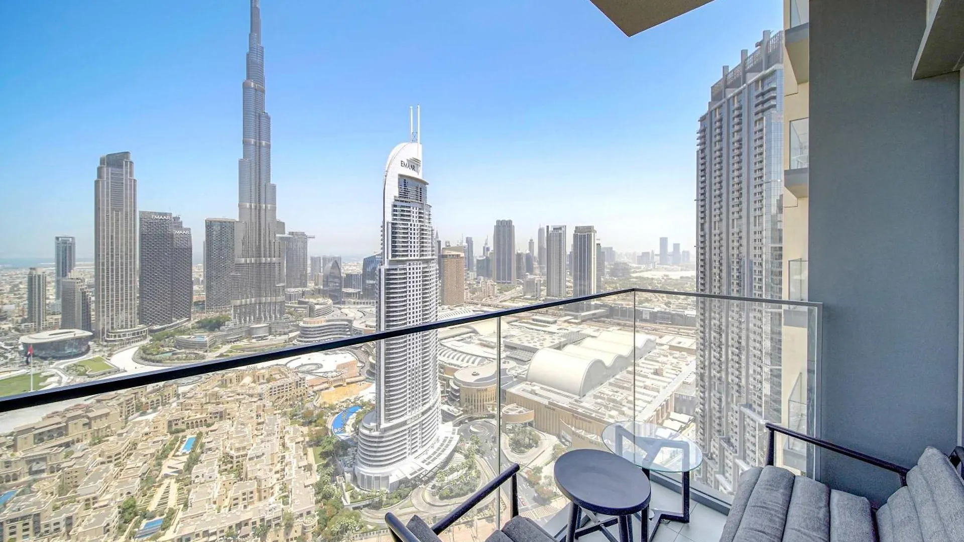 Pvh - 2Br With Burj Khalifa View - Burj Royale Apartment Dubai United Arab Emirates